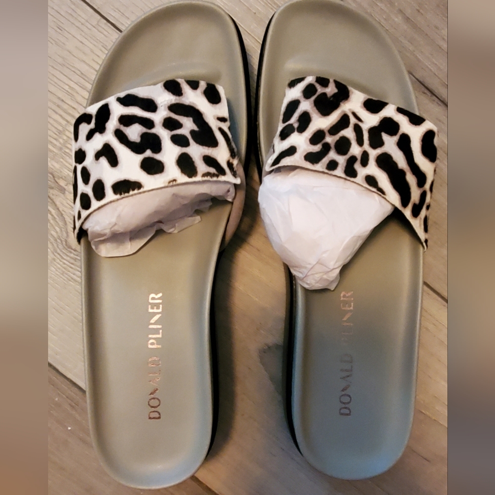 Donald Pliner FiFi Slide on Sandal